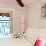 Apartman Butterfly *