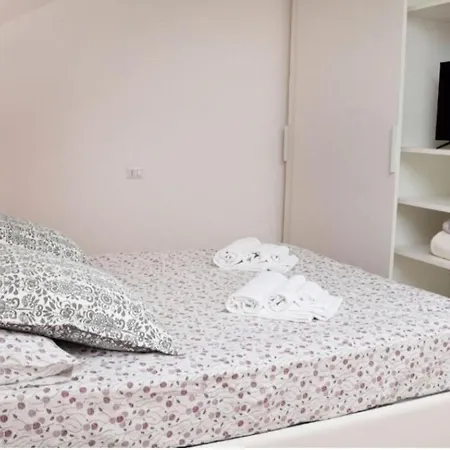 Butterfly Apartment